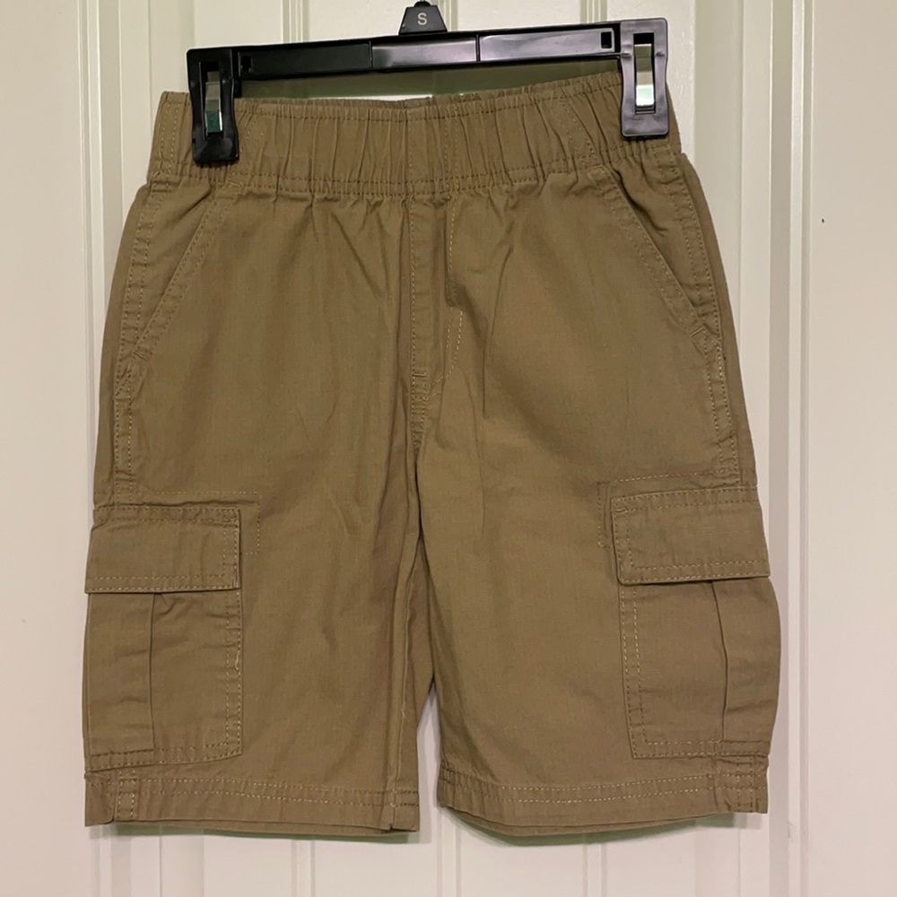 Boys shorts - size 6